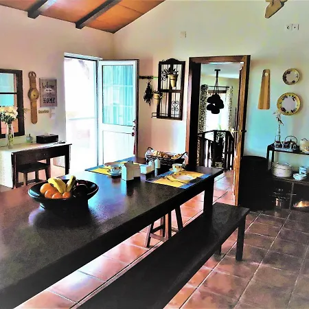 Casa Branca Do Moinho * Salgueiro (Leiria)